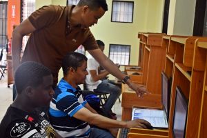 Loyola e Indotel ofrecen capacitación gratuita en informática