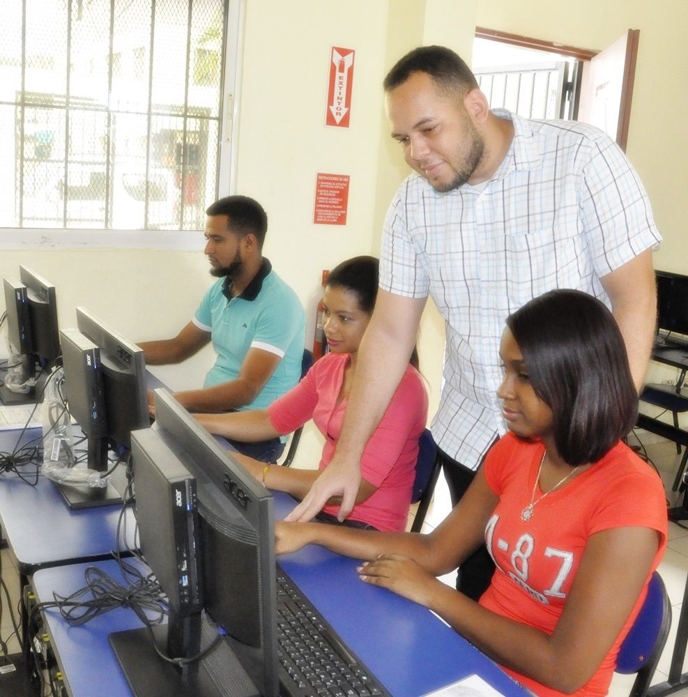 Loyola e INDOTEL ofrecen gratis cursos de Informática