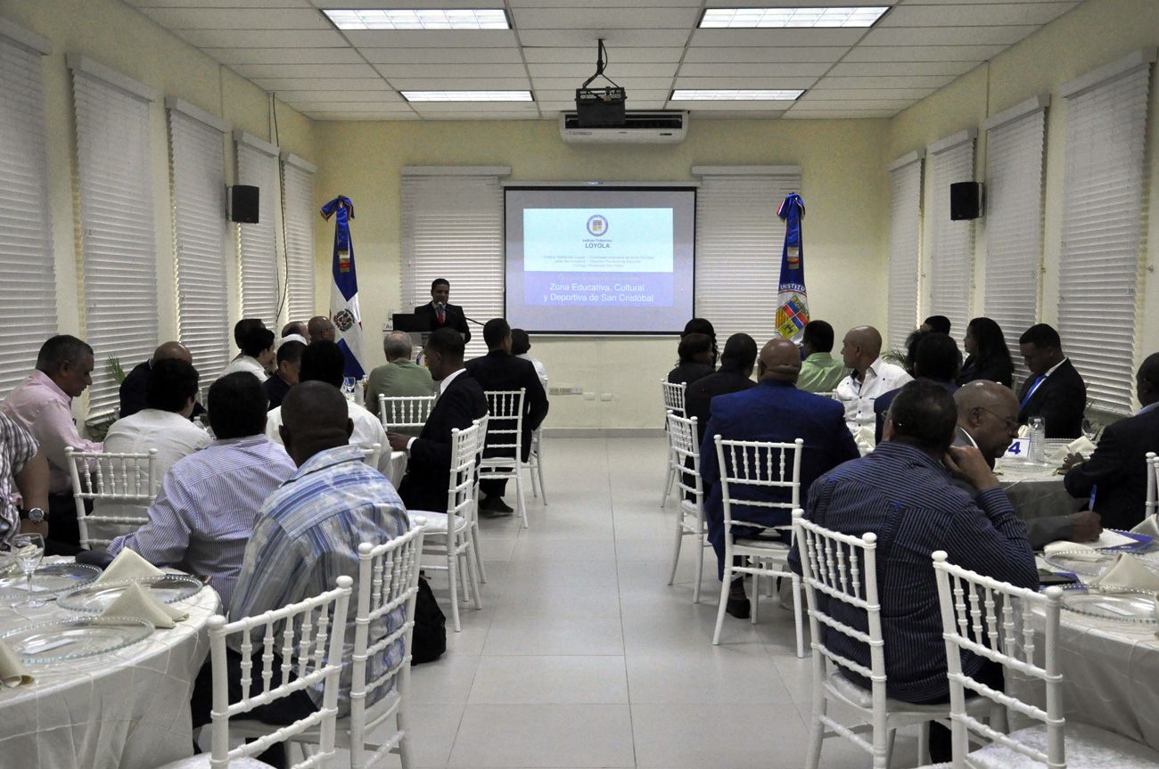 Presentan en IPL proyecto “Zona Educativa, Cultural y Deportiva de San Cristóbal”